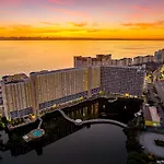 Laketown Wharf 0804