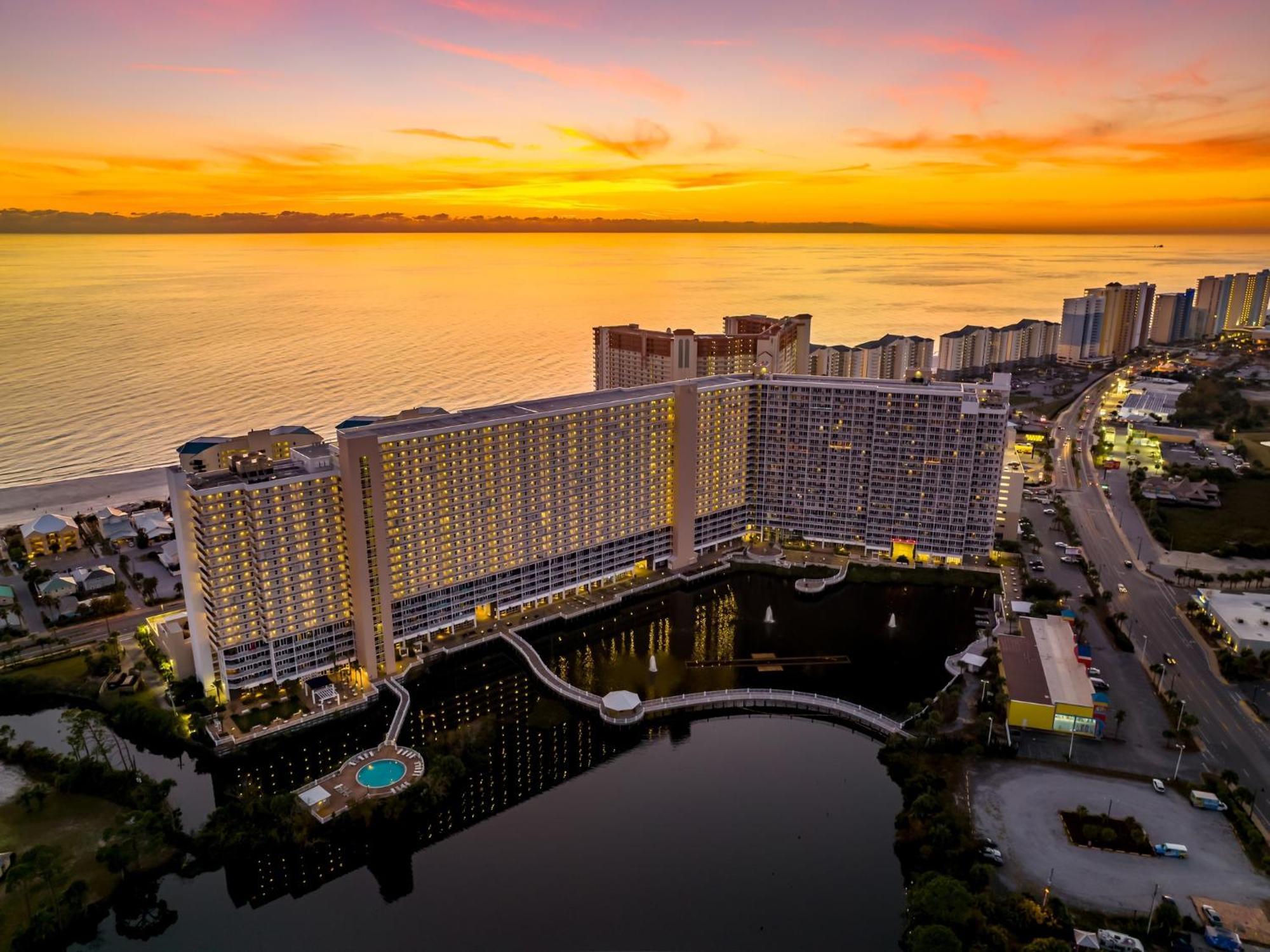 Laketown Wharf 0804